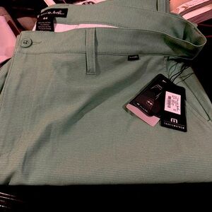 Travis Mathew Golf Pants - new with tags size 44 - Balsam Green